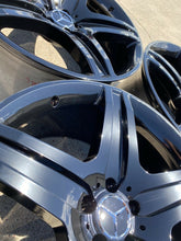 Load image into Gallery viewer, Set Of (4) FACTORY AMG MERCEDES G CLASS BLACK WHEELS 21"X10 P/N A1644017002 OEM