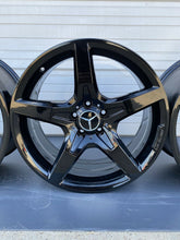 Load image into Gallery viewer, Factory Mercedes Benz SL550 Wheels Genuine OEM AMG Black SL400 19” Set 4 SL
