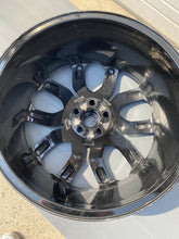 Load image into Gallery viewer, 22” Range Rover Wheel Sport Full Size 22 inch Single Rim OEM FACTORY black 72247