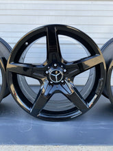 Load image into Gallery viewer, Factory Mercedes Benz SL550 Wheels Genuine OEM AMG Black SL400 19” Set 4 SL
