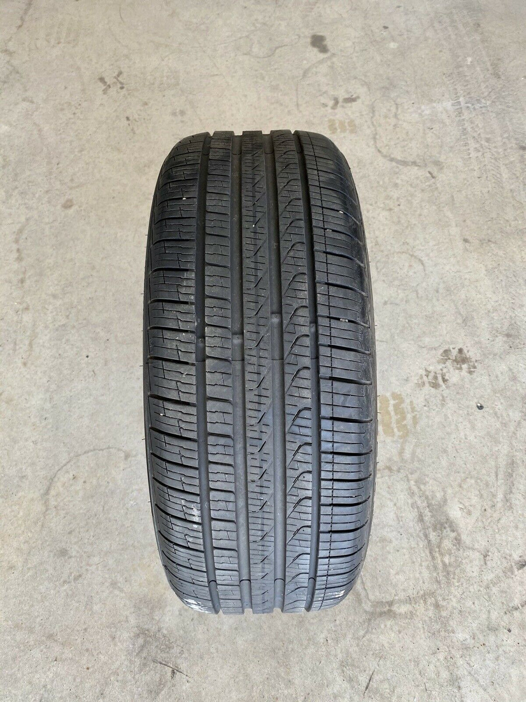 1 Great Used Pirelli Cinturato P7 All Season Run Flat 225/40R18 7/32